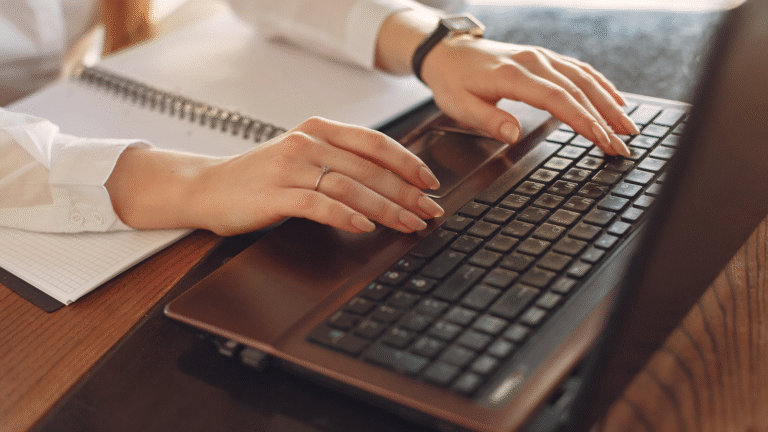 How to Choose the Right Writing Software: A Guide for Authors & Poets